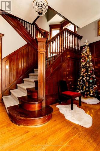 34 Holton Avenue S, Hamilton, ON - Indoor Photo Showing Other Room