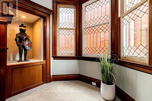 34 Holton Avenue S, Hamilton, ON - Indoor Photo Showing Other Room