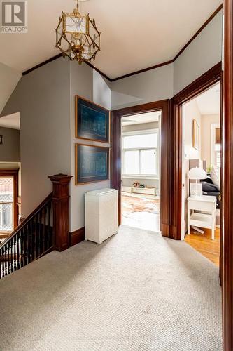 34 Holton Avenue S, Hamilton, ON - Indoor Photo Showing Other Room