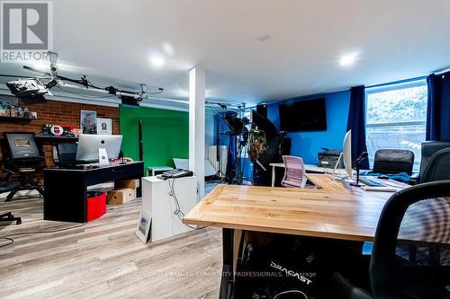 34 Holton Avenue S, Hamilton, ON - Indoor