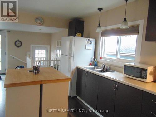 Kitchen - 317 8Th Street E, Cornwall, ON - Indoor Photo Showing Kitchen With Double Sink