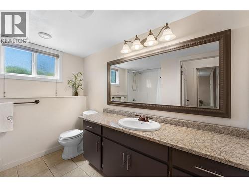 2710 Guidi Road, West Kelowna, BC - Indoor Photo Showing Bathroom