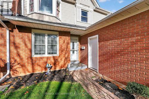 4 Pleasant Grove Terrace, Grimsby, ON - Outdoor With Exterior