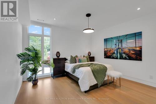 52 Elmsthorpe Avenue, Toronto, ON - Indoor Photo Showing Bedroom