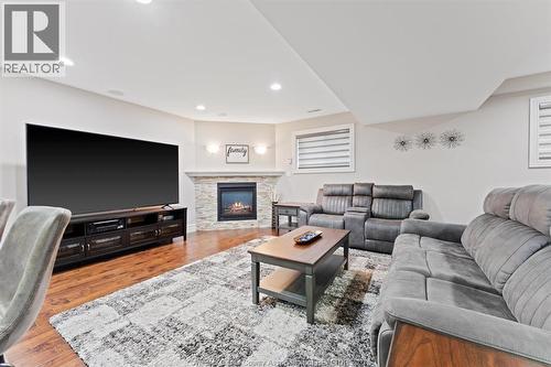 1249 Cancun, Windsor, ON - Indoor Photo Showing Living Room With Fireplace