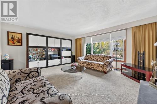 5 Third Road E, Hamilton, ON - Indoor