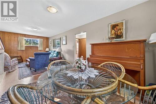 5 Third Road E, Hamilton, ON - Indoor Photo Showing Dining Room