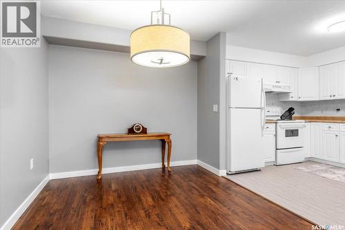 108 2300 Tell Place, Regina, SK - Indoor Photo Showing Kitchen
