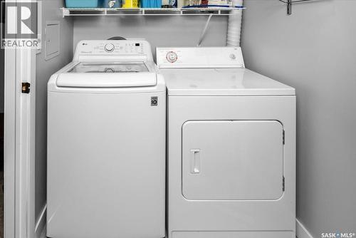 108 2300 Tell Place, Regina, SK - Indoor Photo Showing Laundry Room