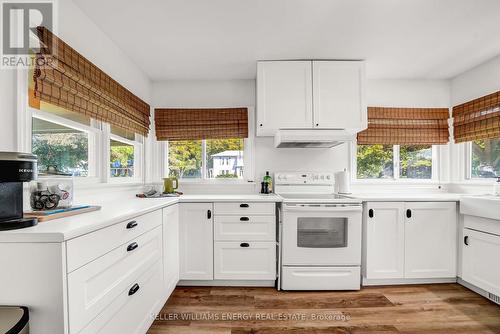 421 Bloomfield Main Street, Prince Edward County (Bloomfield Ward), ON - Indoor Photo Showing Kitchen