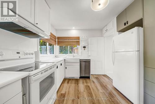 421 Bloomfield Main Street, Prince Edward County (Bloomfield Ward), ON - Indoor Photo Showing Kitchen