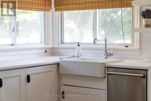 421 Bloomfield Main Street, Prince Edward County (Bloomfield Ward), ON - Indoor Photo Showing Kitchen