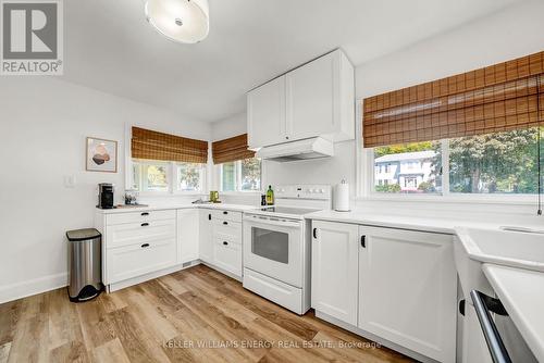 421 Bloomfield Main Street, Prince Edward County (Bloomfield Ward), ON - Indoor Photo Showing Kitchen