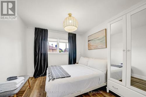 421 Bloomfield Main Street, Prince Edward County (Bloomfield Ward), ON - Indoor Photo Showing Bedroom