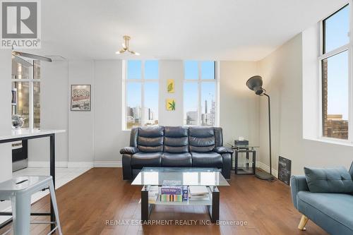 1006 - 36 James Street S, Hamilton, ON - Indoor Photo Showing Living Room
