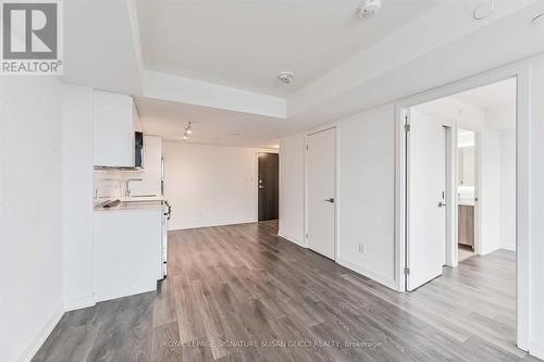 612 - 1401 O'Connor Drive, Toronto, ON - Indoor