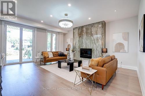 937 Goodwin Road, Mississauga, ON - Indoor Photo Showing Living Room With Fireplace
