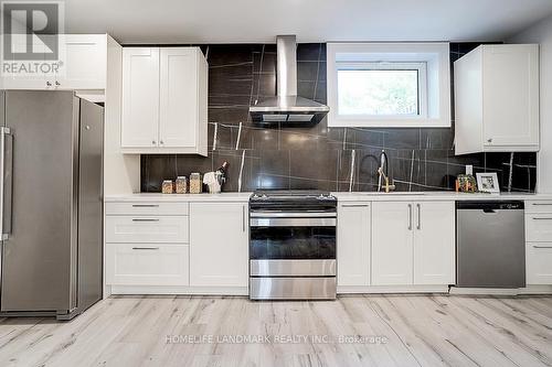 937 Goodwin Road, Mississauga, ON - Indoor Photo Showing Kitchen