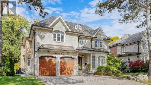 1 Carluke Crescent, Toronto, ON - Outdoor With Facade