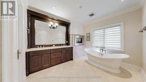 1 Carluke Crescent, Toronto, ON - Indoor Photo Showing Bathroom