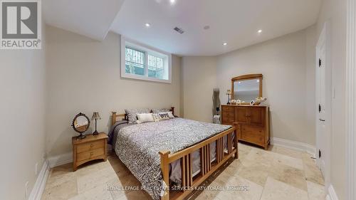 1 Carluke Crescent, Toronto, ON - Indoor Photo Showing Bedroom