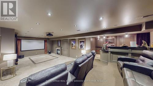 1 Carluke Crescent, Toronto, ON - Indoor Photo Showing Other Room