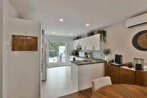 Kitchen - 1678 Rue Des Mandolines, Saint-Jérôme, QC - Indoor Photo Showing Other Room