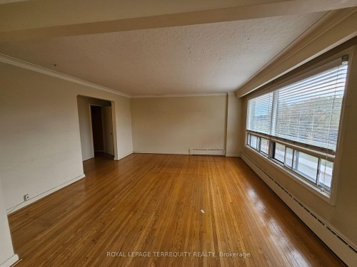 5-401 Winnett Avenue, Toronto, ON - Indoor Photo Showing Other Room