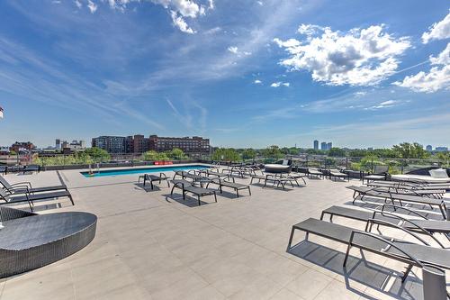 Pool - 605-2175 Rue St-Patrick, Montréal (Le Sud-Ouest), QC - Outdoor With View
