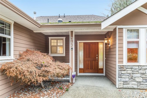 345 Dorset Rd, Qualicum Beach, BC 