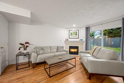 4-1275 Guthrie Rd, Comox, BC 