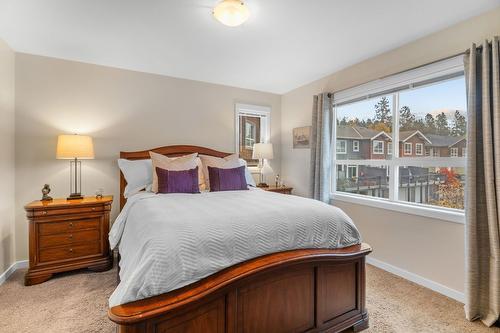 613 Boynton Place, Kelowna, BC - Indoor Photo Showing Bedroom