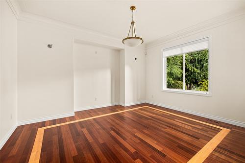 2090 Bowron Street, Kelowna, BC - Indoor Photo Showing Other Room
