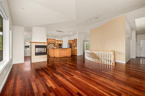 2090 Bowron Street, Kelowna, BC - Indoor With Fireplace