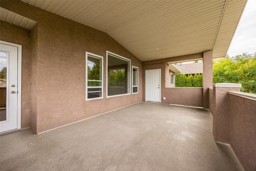 2090 Bowron Street, Kelowna, BC - Outdoor With Deck Patio Veranda With Exterior