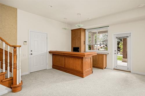 2090 Bowron Street, Kelowna, BC - Indoor Photo Showing Other Room