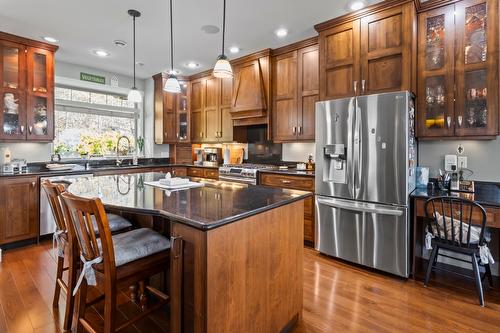18-420 20Th Avenue, Creston, BC - Indoor Photo Showing Kitchen With Upgraded Kitchen