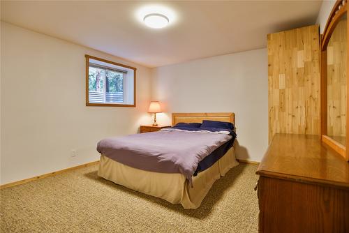 1438 Nichol Road, Revelstoke, BC - Indoor Photo Showing Bedroom