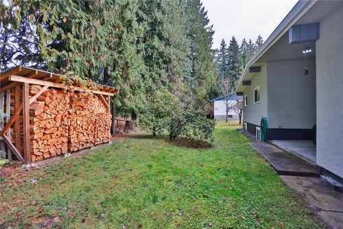 1438 Nichol Road, Revelstoke, BC - Outdoor
