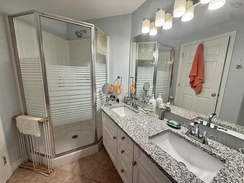 404 99 Waterfront Drive, Bedford, NS 