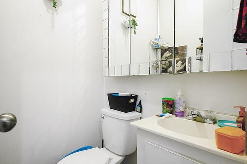 Salle d'eau - 180 Boul. Ste-Rose, Laval (Sainte-Rose), QC - Indoor Photo Showing Bathroom