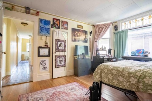 2329 Dowler Pl, Victoria, BC - Indoor Photo Showing Bedroom