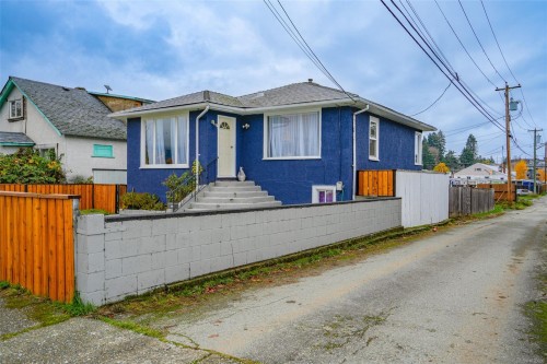 4865 Burde St, Port Alberni, BC 