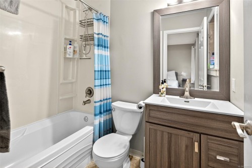 7460 East Saanich Rd, Central Saanich, BC 