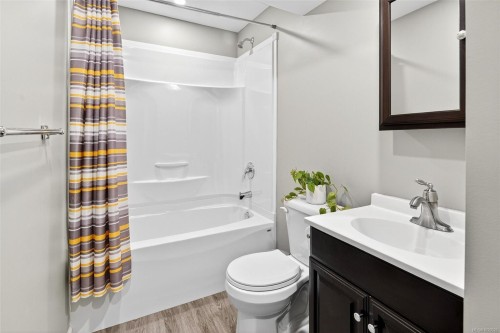 7460 East Saanich Rd, Central Saanich, BC 