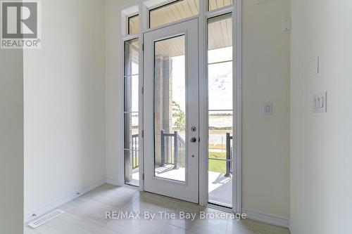 17 Sun Valley Avenue, Wasaga Beach, ON - Indoor Photo Showing Other Room
