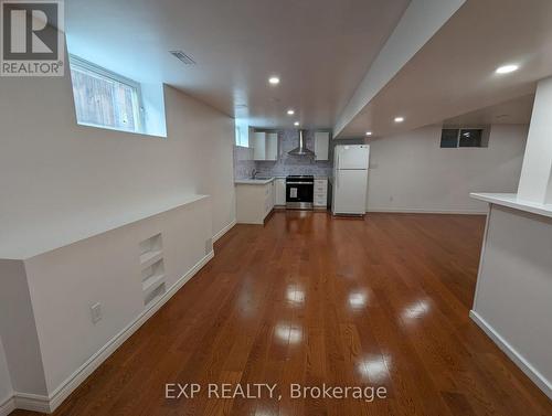 34 Danielle Crescent, Barrie, ON - Indoor Photo Showing Other Room