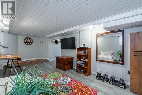 26 Weir Street S, Hamilton, ON - Indoor