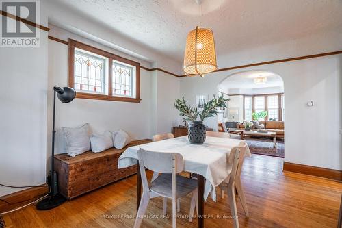 26 Weir Street S, Hamilton, ON - Indoor Photo Showing Dining Room