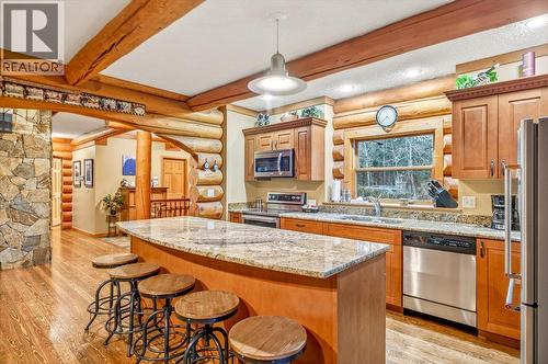 4580 Timberline Crescent, Fernie, BC - Indoor Photo Showing Kitchen With Double Sink